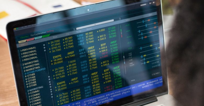 Daily, Weekly & Monthly, All Signals are Negative for Gold but Stocks & Oil Still Have Upside, Says Louise Yamada